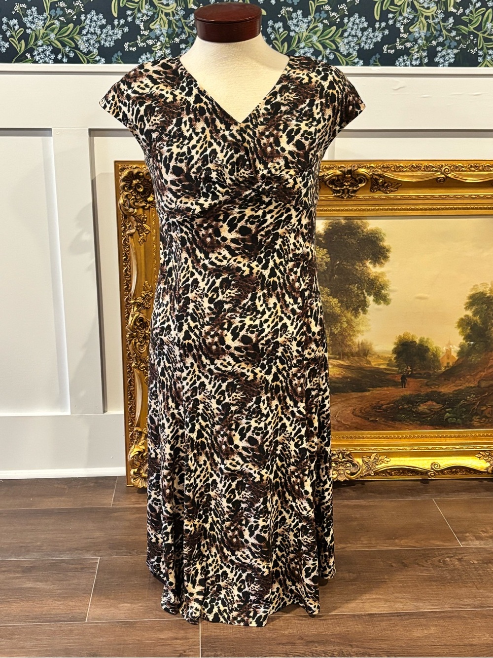 Vintage 100% Silk Anne Larson Cheetah Print Midi Dress Womens Size Small Tuscan